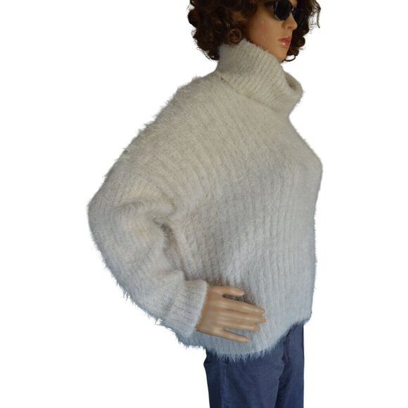 NWT Fate Fuzzy Off White Cowl Neck Sweater Women's Size Small Cozycore Fall Boho - Picture 2 of 7